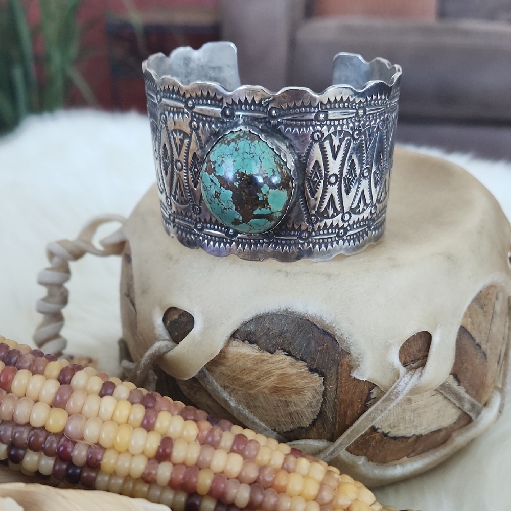 Amazing Large Native American Navajo Turquoise & Sterling Cuff 💚🤎🎁
